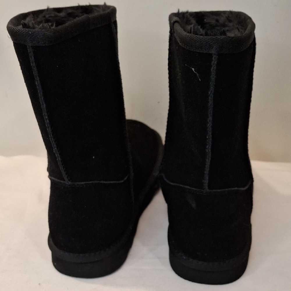Black Suede Women's Winter Boots. Faux Fur Lined. New With Tags. - Picture 3 of 10